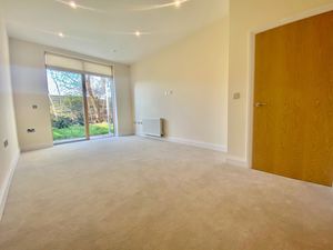 Photo 6- click for photo gallery